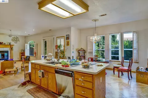 Kitchen - 2257 Octavia Ct, Tracy, CA 95377 photo 3 of 3