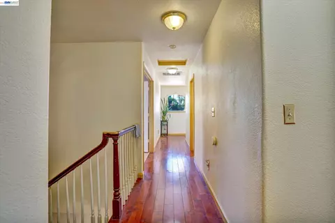 Entry Way - 2257 Octavia Ct, Tracy, CA 95377 photo 5 of 5
