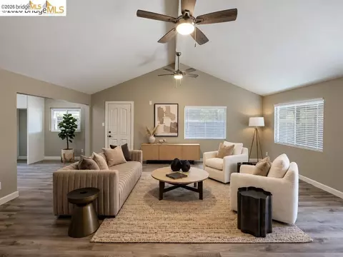 Living - 35 E 16th St, Antioch, CA 94509 photo 3 of 3