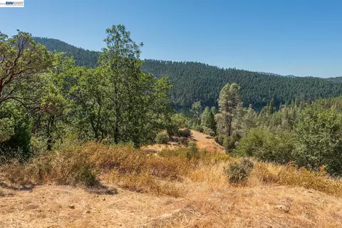 320 Lakeview Ter, Lewiston, CA 96052 photo 29