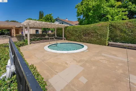 Exterior - 4943 Sequoia Ave, Dublin, CA 94568 photo 9 of 10