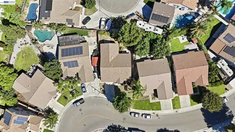 View/Area - 947 Forecast Ln, Tracy, CA 95377 photo 2 of 2
