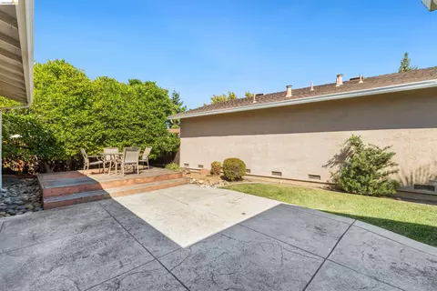 Exterior - 1363 Swallowtail Rd, Concord, CA 94521 photo 3 of 7