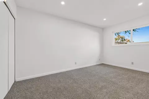 Bedroom - 1363 Swallowtail Rd, Concord, CA 94521 photo 5 of 6