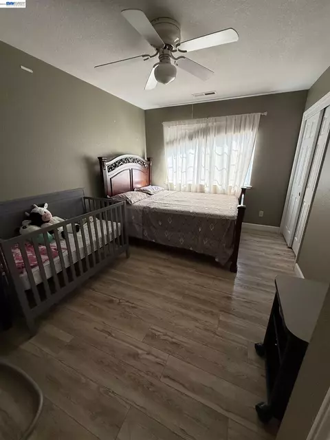 Bedroom - 578 W 4th St, Tracy, CA 95376 photo 2 of 4