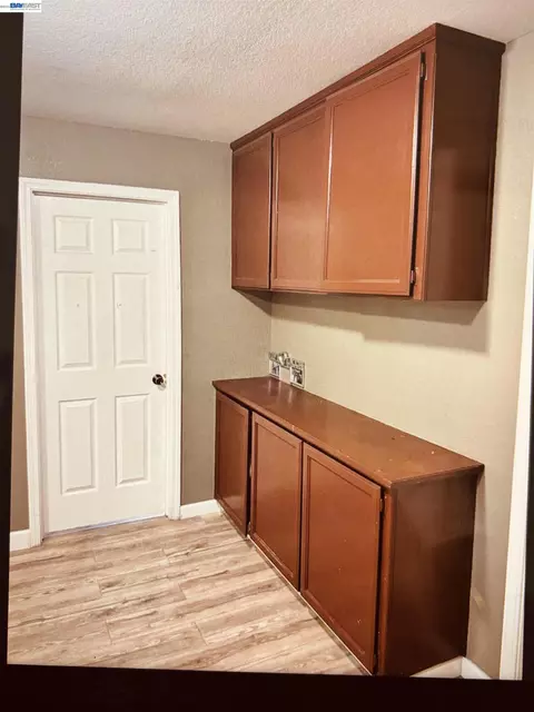 Other - 578 W 4th St, Tracy, CA 95376 photo 5 of 9