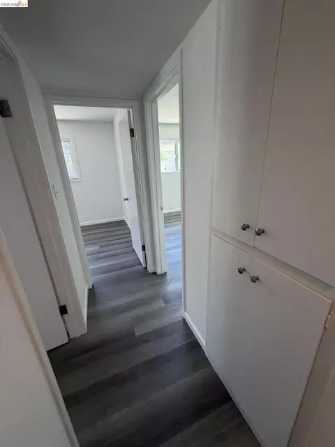 Entry Way - 1178 Roleen Dr, Vallejo, CA 94589 photo 6 of 8