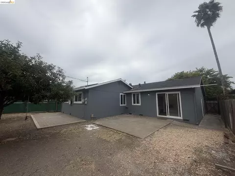 Exterior - 1178 Roleen Dr, Vallejo, CA 94589 photo 9 of 12