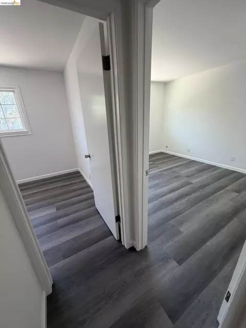 Entry Way - 1178 Roleen Dr, Vallejo, CA 94589 photo 7 of 8