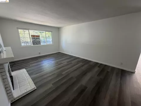 Living - 1178 Roleen Dr, Vallejo, CA 94589 photo 1 of 4