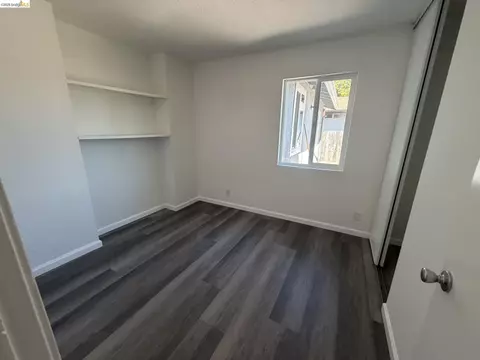 Bedroom - 1178 Roleen Dr, Vallejo, CA 94589 photo 1 of 6