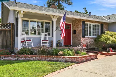 Exterior - 4044 Poplar Ave, Concord, CA 94521 photo 3 of 11