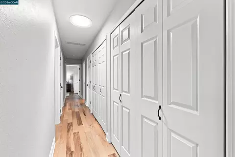 Entry Way - 4044 Poplar Ave, Concord, CA 94521 photo 2 of 2