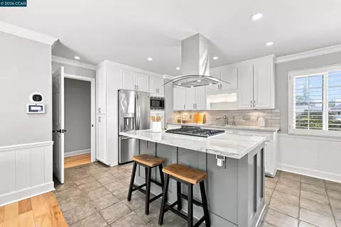 Kitchen - 4044 Poplar Ave, Concord, CA 94521 photo 2 of 4