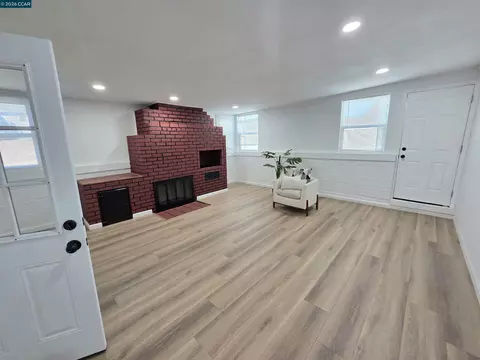 Living - 608 Sonoma Ave, Rodeo, CA 94572 photo 7 of 12