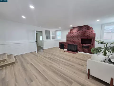 Living - 608 Sonoma Ave, Rodeo, CA 94572 photo 8 of 12