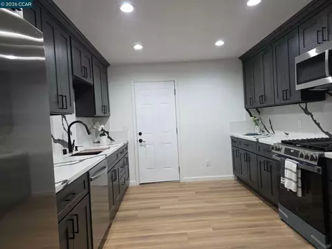 Kitchen - 608 Sonoma Ave, Rodeo, CA 94572 photo 4 of 4