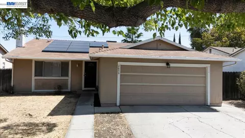 Exterior - 2650 Colony Dr, Tracy, CA 95376 photo 19 of 20