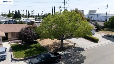 View/Area - 2650 Colony Dr, Tracy, CA 95376 photo 1 of 14