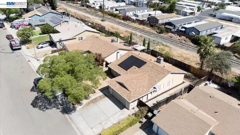 View/Area - 2650 Colony Dr, Tracy, CA 95376 photo 4 of 14