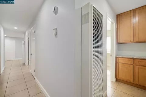 Entry Way - 133 E Trident, Pittsburg, CA 94565 photo 5 of 5