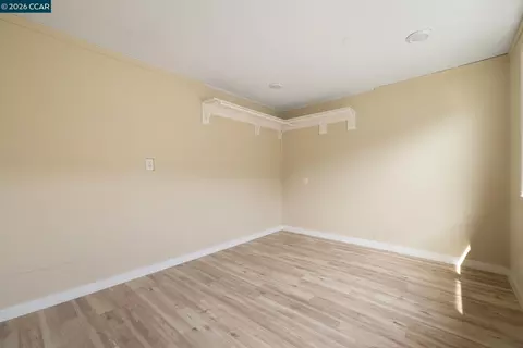 Bedroom - 133 E Trident, Pittsburg, CA 94565 photo 8 of 9
