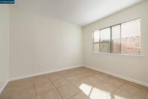 Bedroom - 133 E Trident, Pittsburg, CA 94565 photo 6 of 9