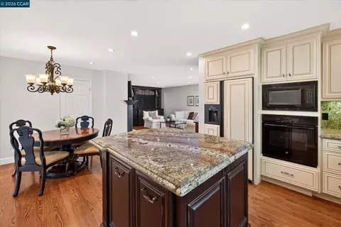 Kitchen - 549 Buttonwood Dr, Danville, CA 94506 photo 6 of 6