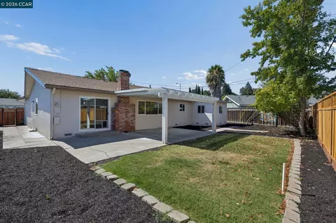 Exterior - 7597 Canterbury Ln, Dublin, CA 94568 photo 2 of 4