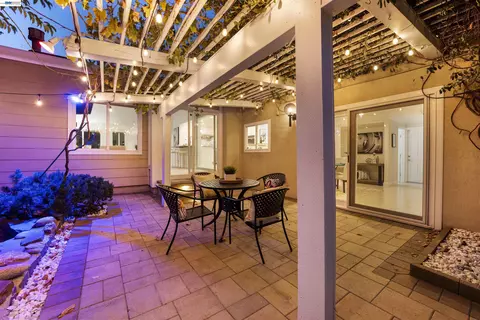 Exterior - 111 Silver Cloud Pl, Danville, CA 94526 photo 6 of 11