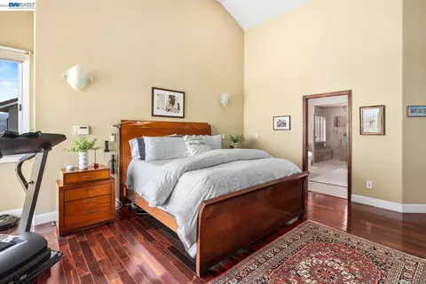 Bedroom - 8115 Brittany Dr, Dublin, CA 94568 photo 2 of 5