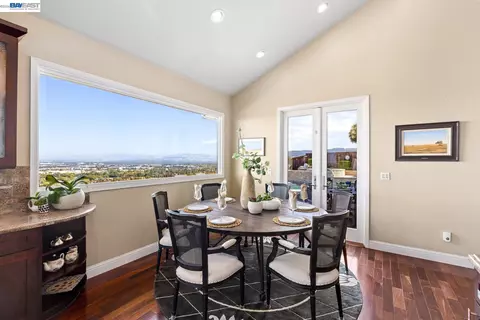 Dining - 8115 Brittany Dr, Dublin, CA 94568 photo 3 of 3
