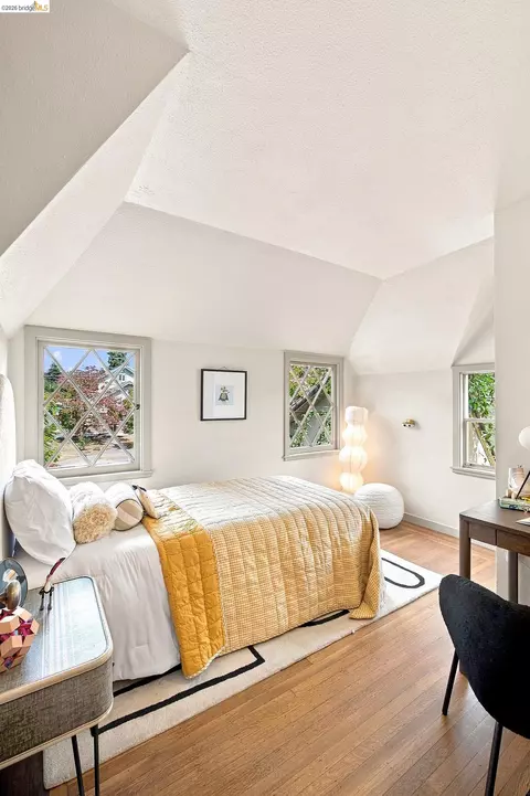 Bedroom - 201 Beverly Ave, San Leandro, CA 94577 photo 5 of 9