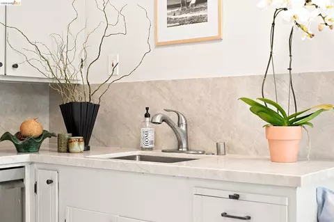 Kitchen - 201 Beverly Ave, San Leandro, CA 94577 photo 7 of 7