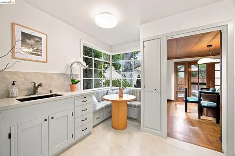 Kitchen - 201 Beverly Ave, San Leandro, CA 94577 photo 3 of 7