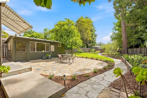 Exterior - 201 Beverly Ave, San Leandro, CA 94577 photo 11 of 28