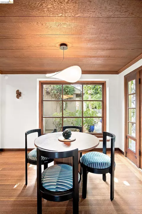 Dining - 201 Beverly Ave, San Leandro, CA 94577 photo 1 of 2