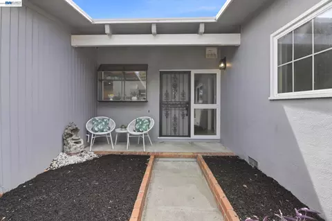 Other - 554 Beechmont Ln, Hayward, CA 94544 photo 2 of 14