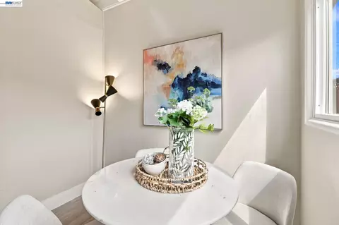 Dining - 554 Beechmont Ln, Hayward, CA 94544 photo 5 of 5