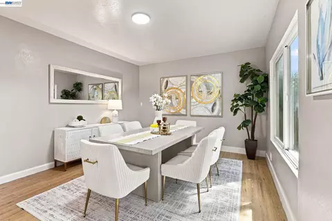 Dining - 554 Beechmont Ln, Hayward, CA 94544 photo 1 of 5