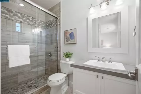 Bath - 16 Rabble Rd, Orinda, CA 94563 photo 4 of 7