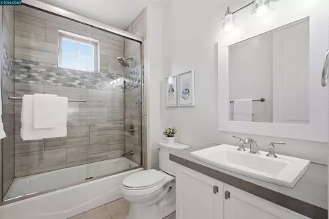 Bath - 16 Rabble Rd, Orinda, CA 94563 photo 5 of 7