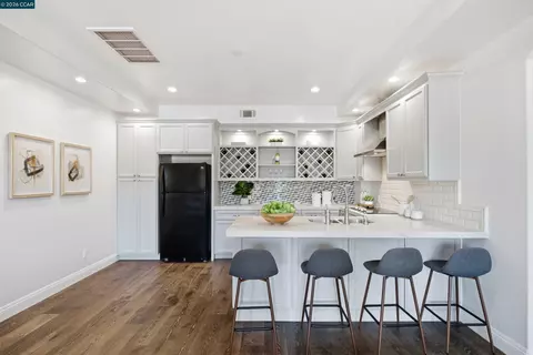 Kitchen - 16 Rabble Rd, Orinda, CA 94563 photo 6 of 7