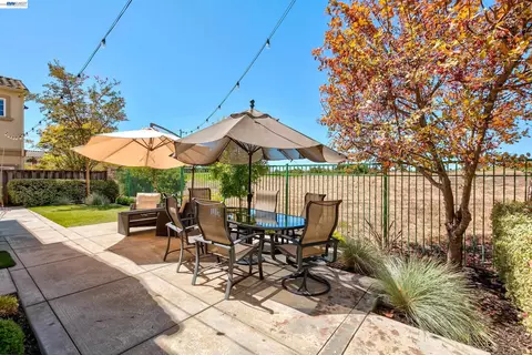 Exterior - 4972 Grayhawk Ct, Dublin, CA 94568 photo 5 of 12