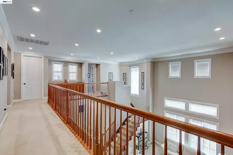 Entry Way - 4972 Grayhawk Ct, Dublin, CA 94568 photo 4 of 5