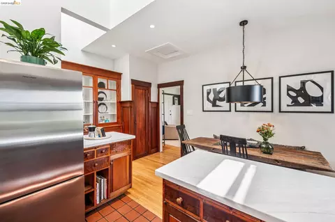 Kitchen - 2435 Valley St, Berkeley, CA 94702 photo 7 of 10