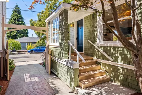 Exterior - 2435 Valley St, Berkeley, CA 94702 photo 10 of 20