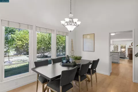 Dining - 7 Leeds Ct, Danville, CA 94526 photo 3 of 5