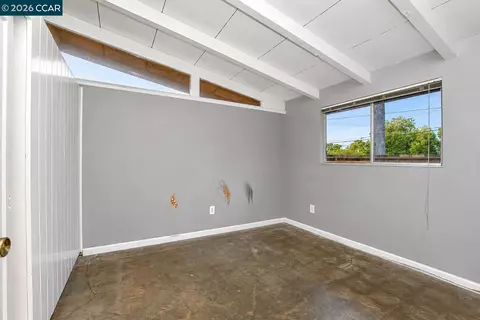 Bedroom - 3214 Pine St, Martinez, CA 94553 photo 1 of 6