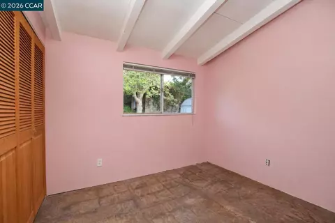 Bedroom - 3214 Pine St, Martinez, CA 94553 photo 3 of 6